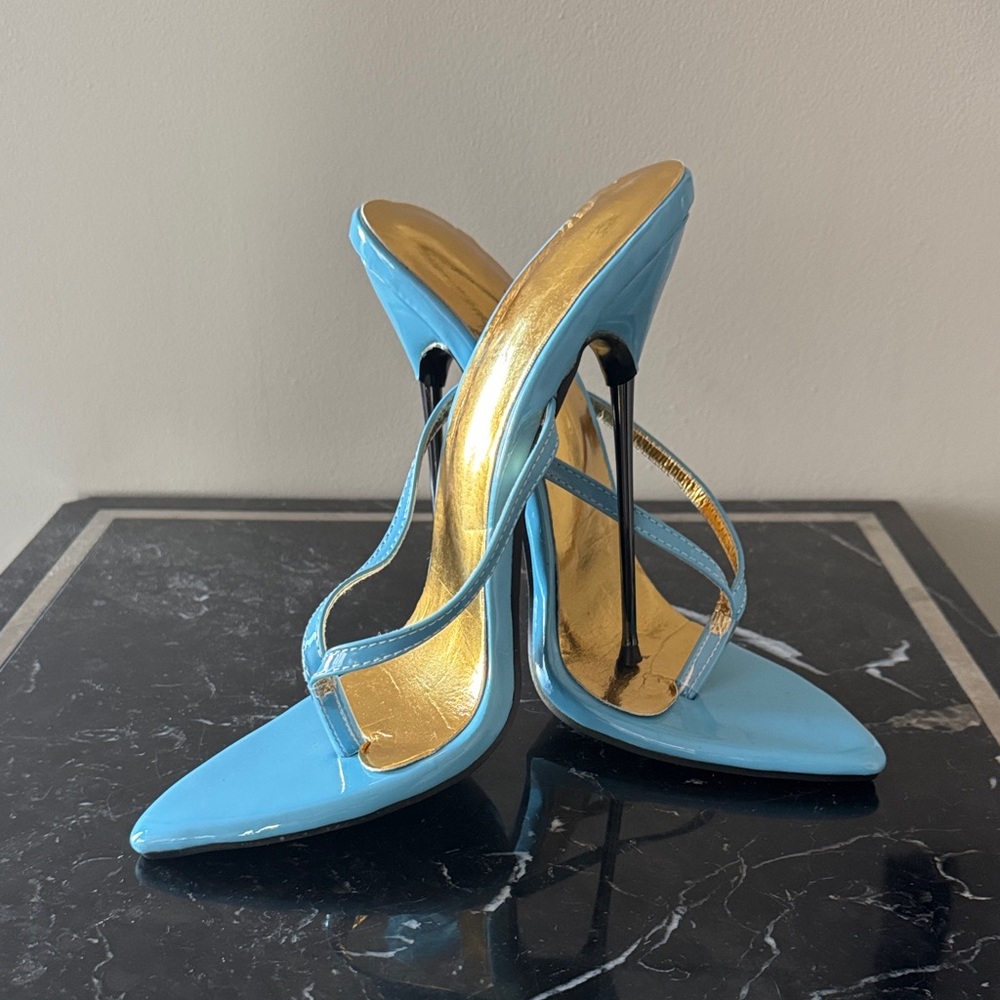 Custom made Fetish heels thong sandals 39 baby blue new